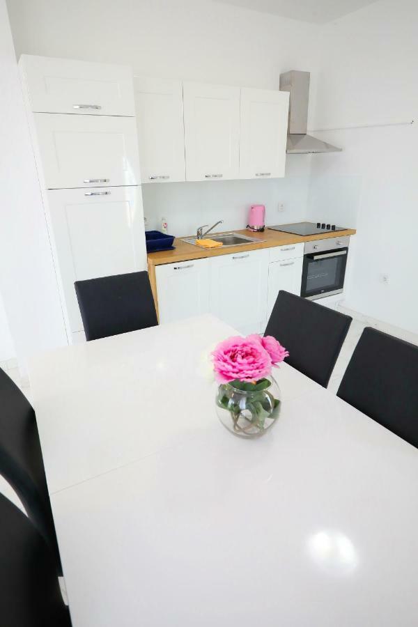 Apartmani Vlado Mitar Сукошан Экстерьер фото